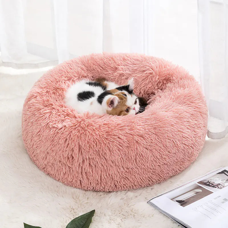 Cozy Plush Pet Bed - Winter Comfort