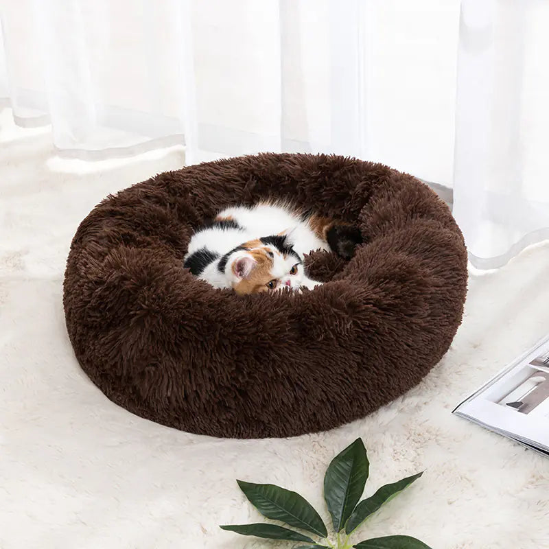 Cozy Plush Pet Bed - Winter Comfort